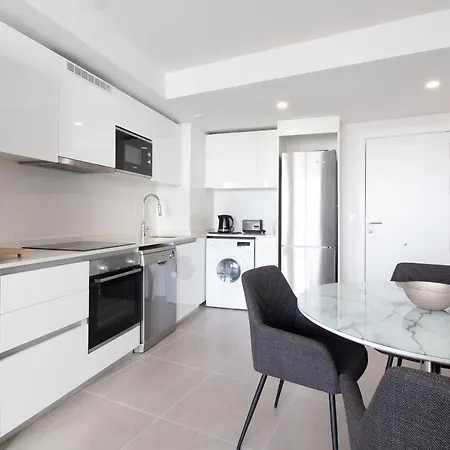 Global Properties, 5 Personas Con Terraza Apartment *