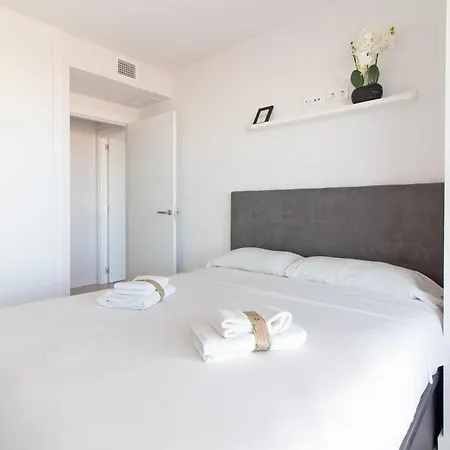 Global Properties, 5 Personas Con Terraza *