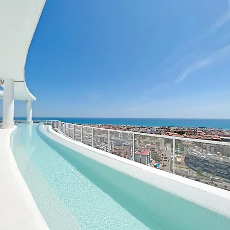 Global Properties, 5 Personas Con Terraza *