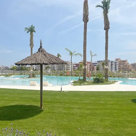 Global Properties, 5 Personas Con Terraza Apartment