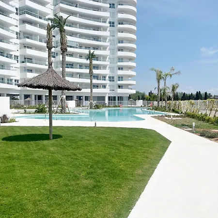 Global Properties, 5 Personas Con Terraza Apartment *